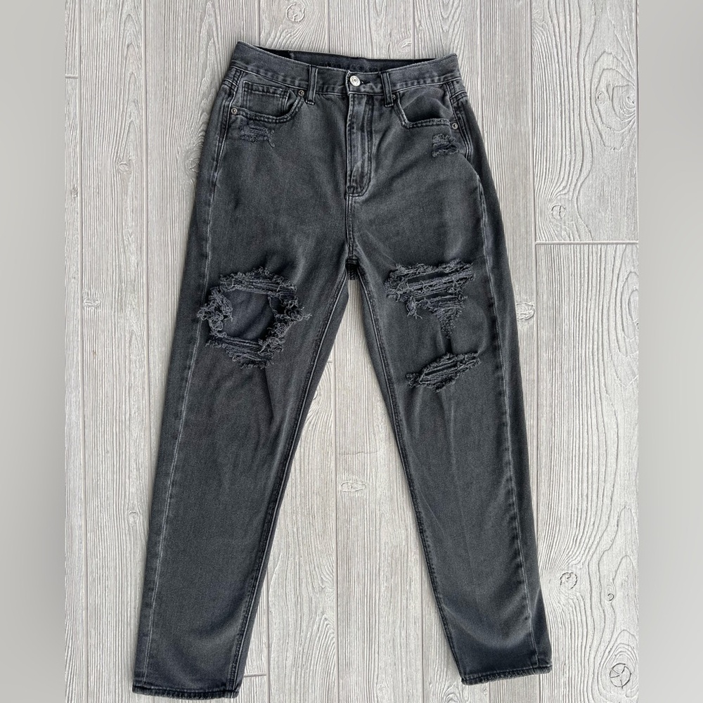American Eagle Black Distressed Mom Jeans Size 4 High Rise Ripped Ankle Cropped
